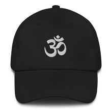 将图片加载到图库查看器,Low-Profile Cap with Om Symbol