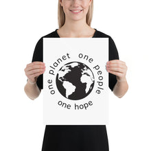 将图片加载到图库查看器,Poster with Earth and Globe Tagline