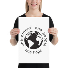 将图片加载到图库查看器,Poster with Earth and Globe Tagline