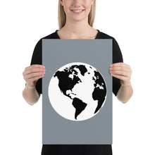 将图片加载到图库查看器,Poster with Earth