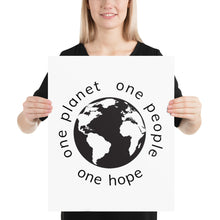 将图片加载到图库查看器,Poster with Earth and Globe Tagline