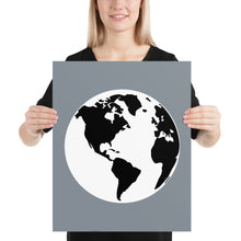将图片加载到图库查看器,Poster with Earth