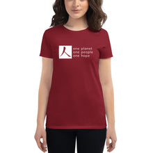 Cargar imagen en el visor de la galería, Women's short sleeve T-shirt with Box Logo and Tagline