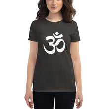 Charger l'image dans la galerie, Women's short sleeve T-shirt with Om Symbol