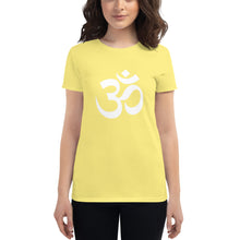 Charger l'image dans la galerie, Women's short sleeve T-shirt with Om Symbol