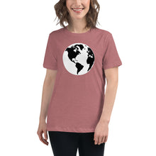 गैलरी व्यूवर में इमेज लोड करें, Women's Relaxed T-Shirt with Earth