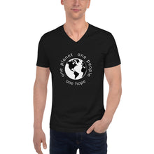 将图片加载到图库查看器，Short Sleeve V-Neck T-Shirt with Earth and White Globe Tagline
