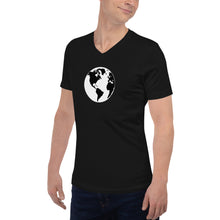 将图片加载到图库查看器，Short Sleeve V-Neck T-Shirt with Earth
