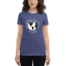 गैलरी व्यूवर में इमेज लोड करें, Women&#39;s short sleeve T-shirt with Earth and Globe Tagline
